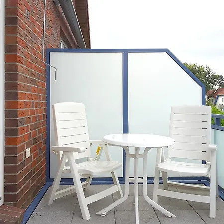 Frieseneck 19 * Prerow