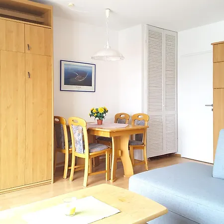 Frieseneck 19 Apartman *