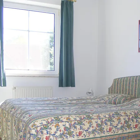 Frieseneck 19 Apartman